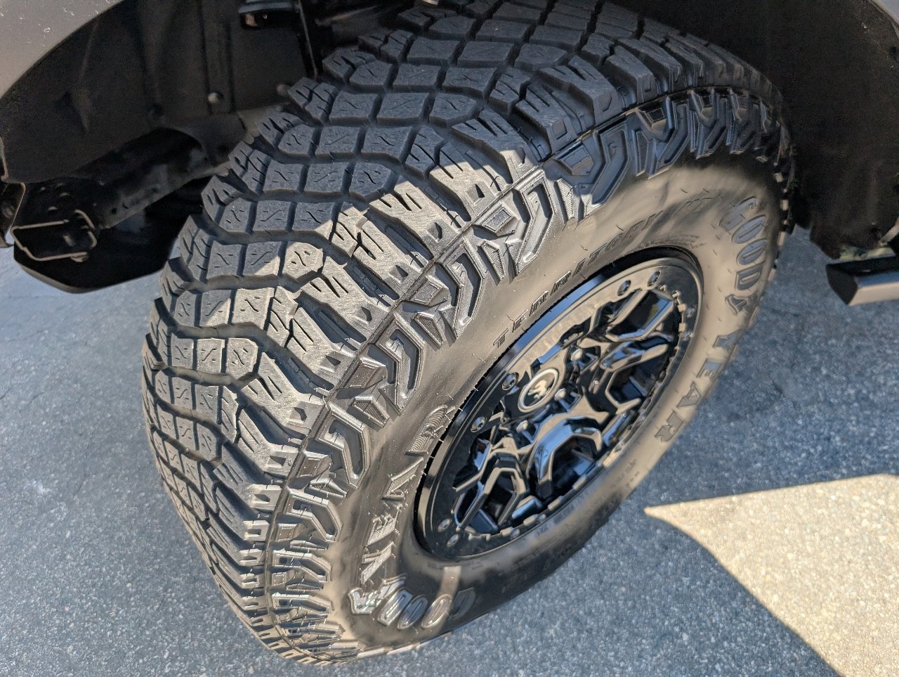 Used 2024 Ford Bronco Wildtrak image 21