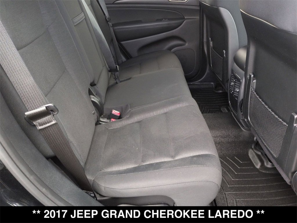 Used 2017 Jeep Grand Cherokee Laredo w/ Quick Order Package 23E image 26