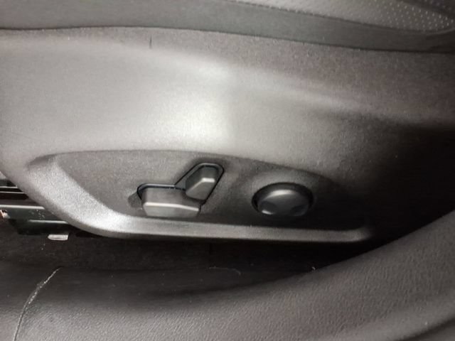 Used 2023 Jeep Renegade Limited AWD/4WD image 15