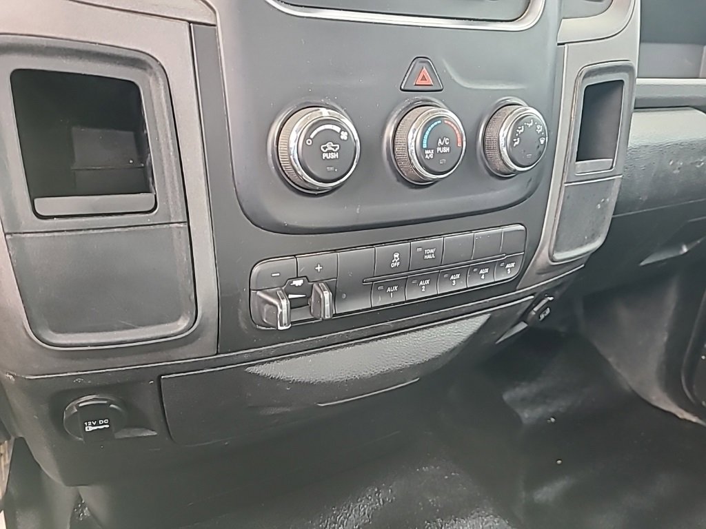 Used 2014 RAM 3500 Tradesman image 18