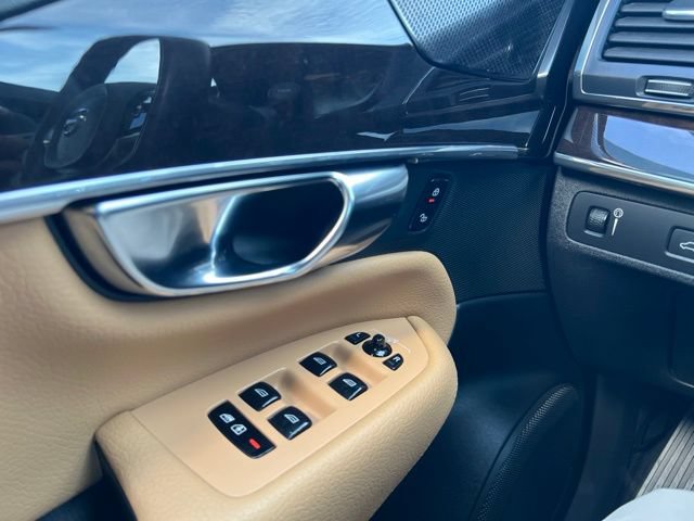 Used 2019 Volvo XC90 T6 Momentum w/ Protection Package Premier AWD/4WD image 20