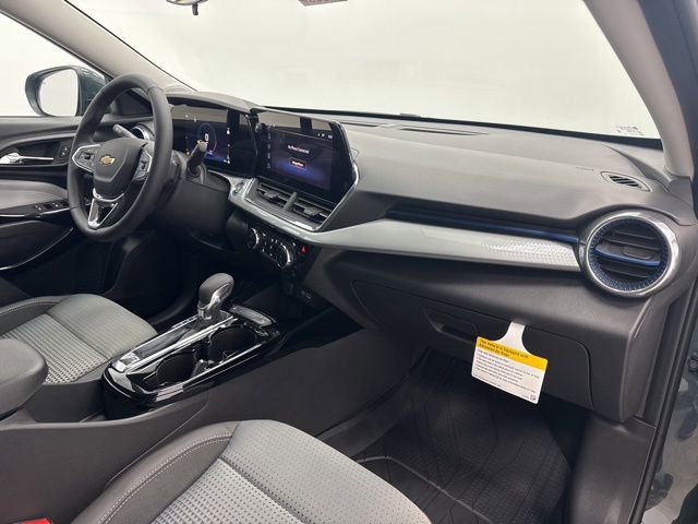 New 2026 Chevrolet Trax LT w/ Driver Confidence Package image 28