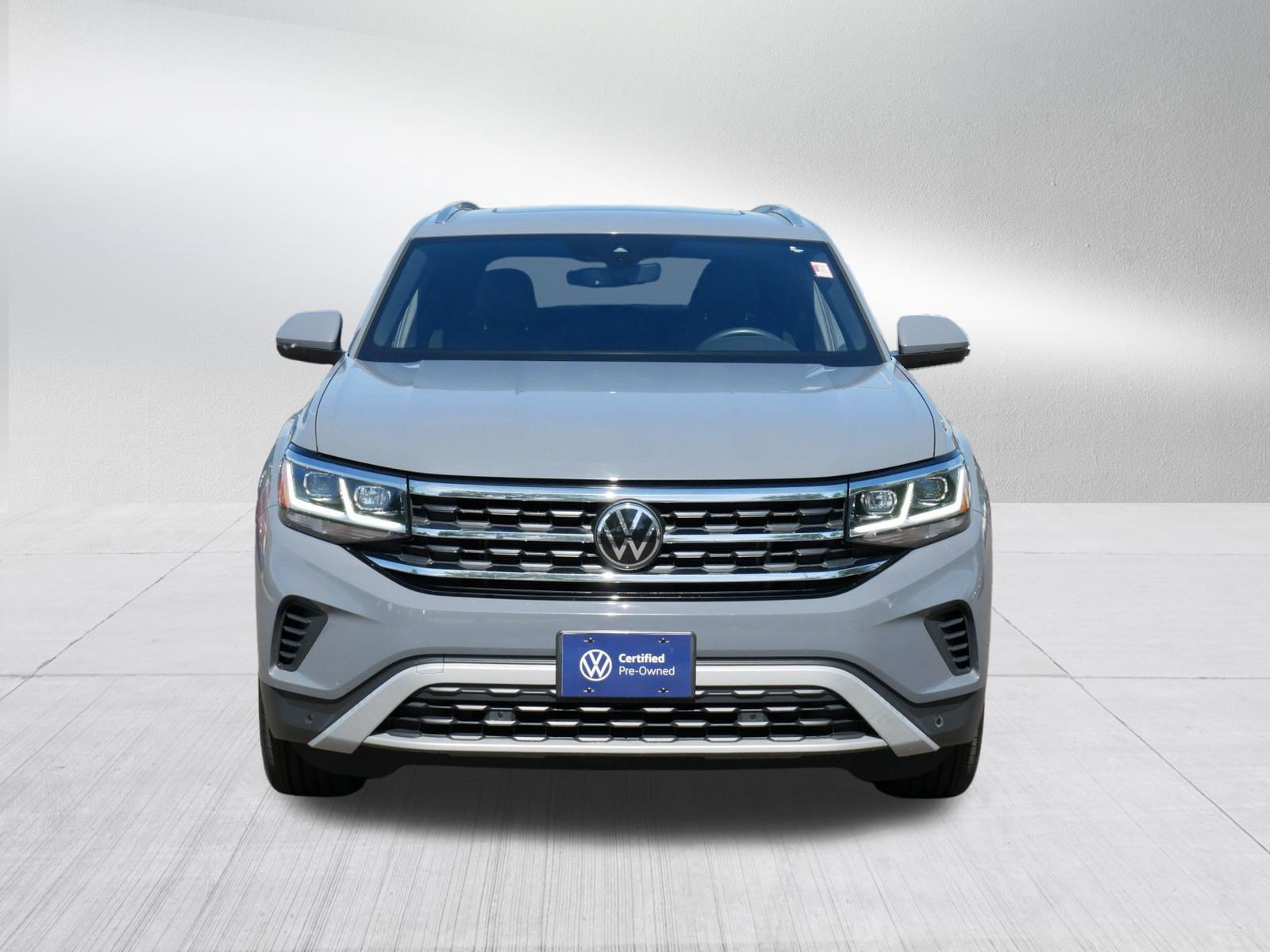 Certified 2023 Volkswagen Atlas Cross Sport SEL AWD/4WD image 2