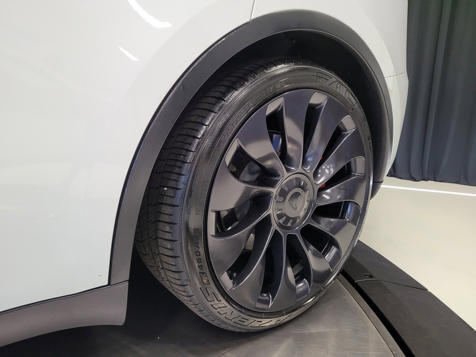 Used 2023 Tesla Model Y Performance image 41