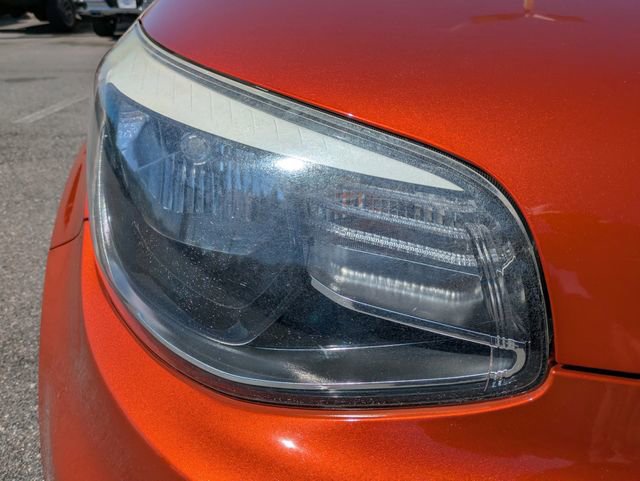 Used 2018 Kia Soul + image 10