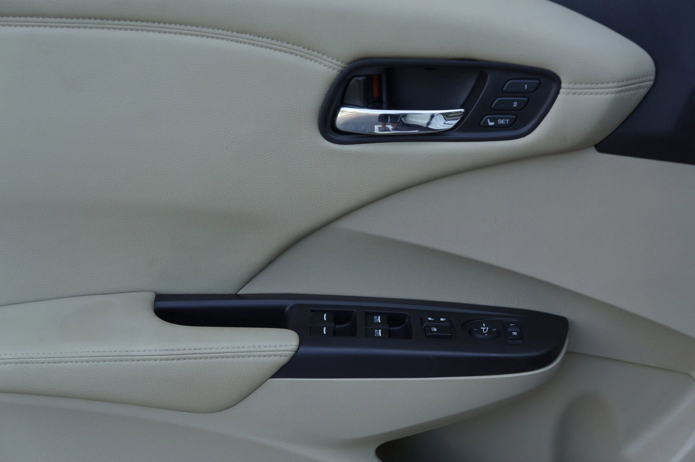 Used 2016 Acura RDX AWD w/ Technology Package image 21