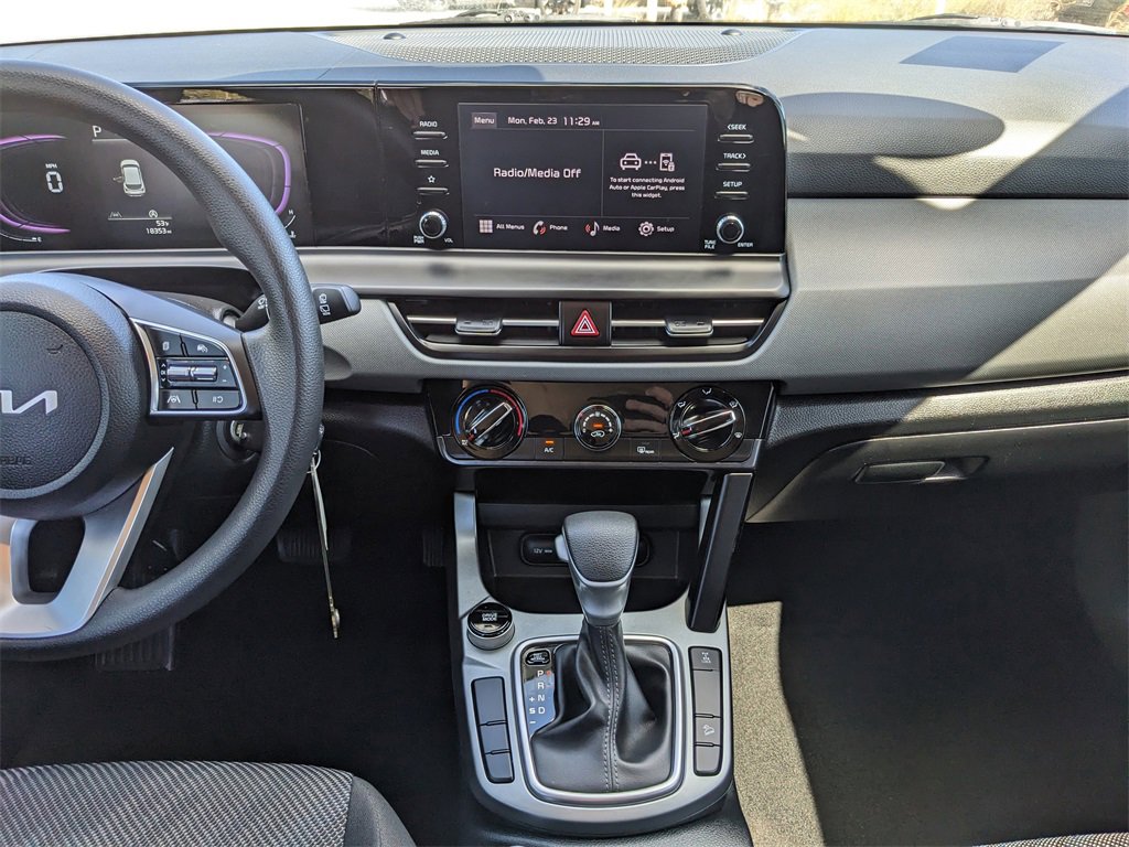 Certified 2025 Kia Seltos LX image 16