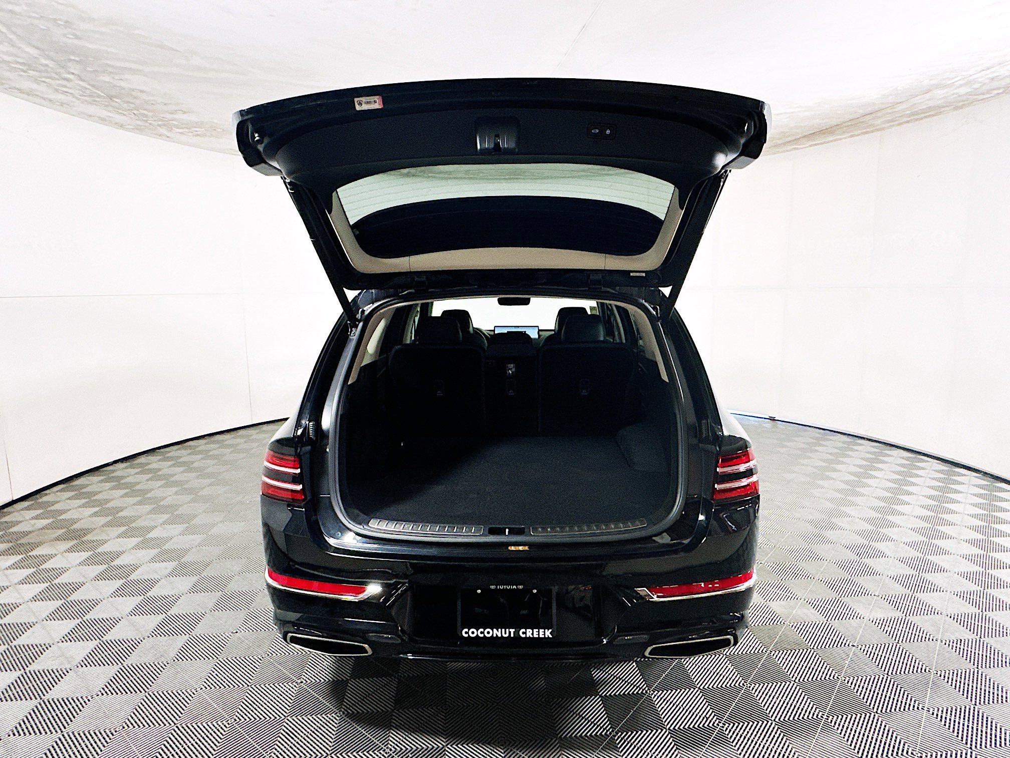 Used 2021 Genesis GV80 3.5T w/ Advanced Package 06 AWD/4WD image 31