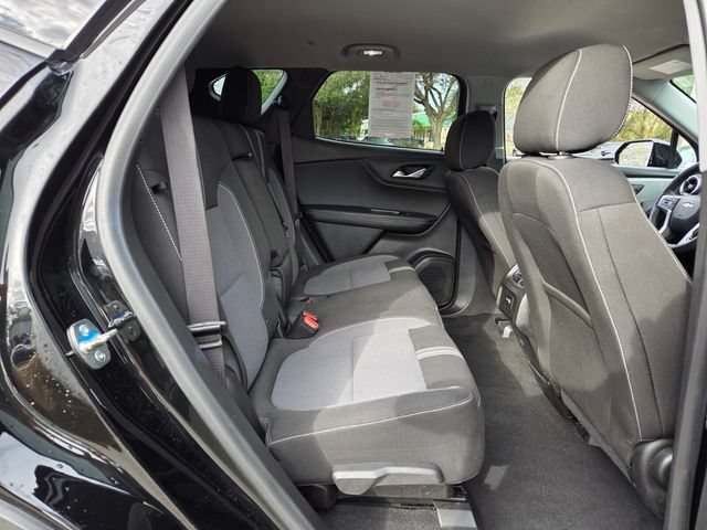 Certified 2025 Chevrolet Blazer LT FWD image 22