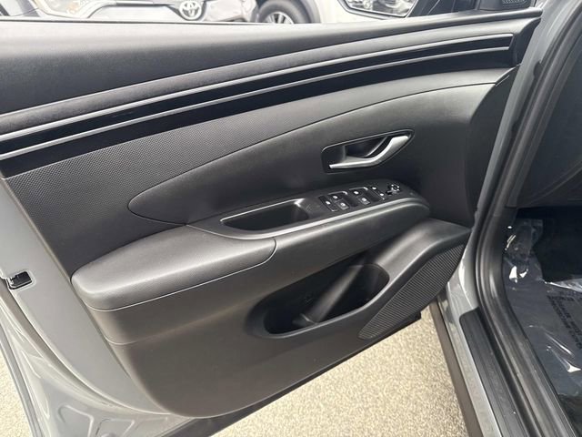 Used 2024 Hyundai Tucson SE image 19