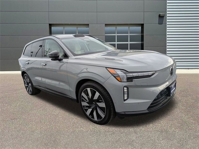 New 2025 Volvo EX90 Ultra
