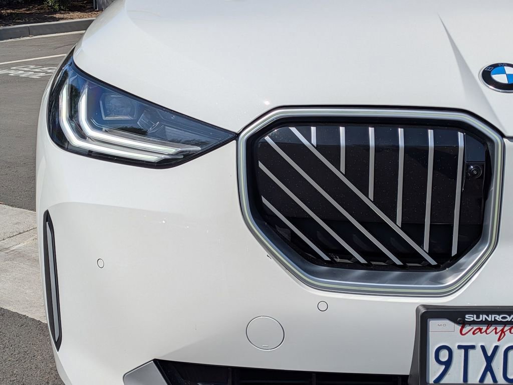 Used 2025 BMW X3 xDrive30i w/ Premium Package image 18