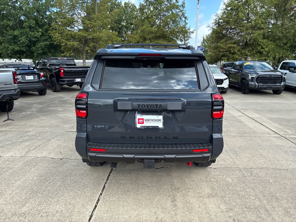 New 2026 Toyota 4Runner SR5 AWD/4WD image 5