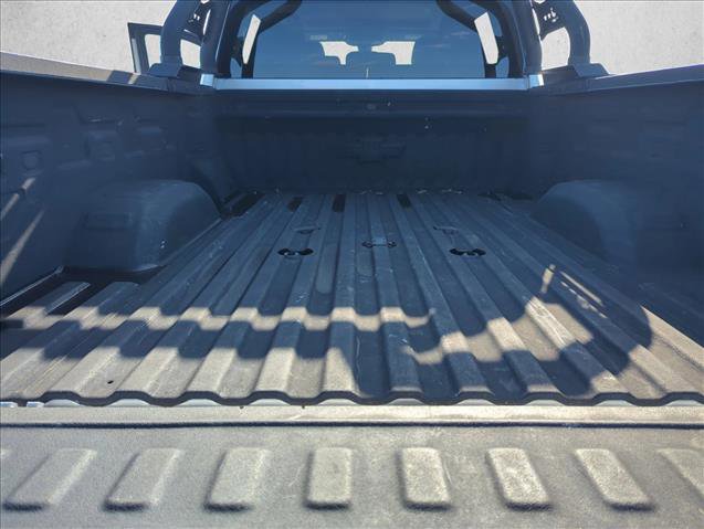 Used 2021 Chevrolet Silverado 2500 Custom w/ Custom Value Package image 23