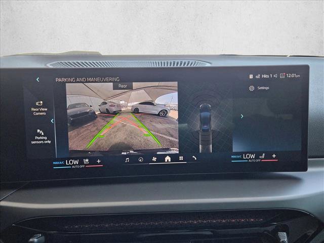 Used 2026 BMW 230i Coupe w/ Convenience Package image 13