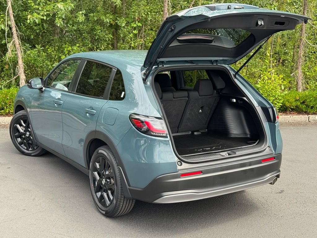 Certified 2024 Honda HR-V Sport image 29