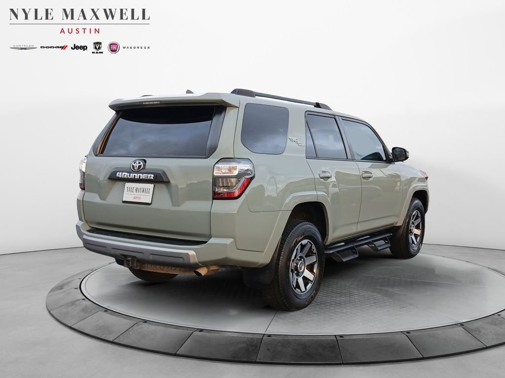 Used 2022 Toyota 4Runner TRD Off-Road Premium AWD/4WD image 16