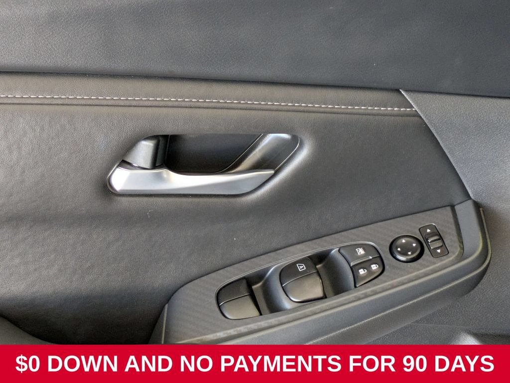 Used 2025 Nissan Sentra SV FWD image 13