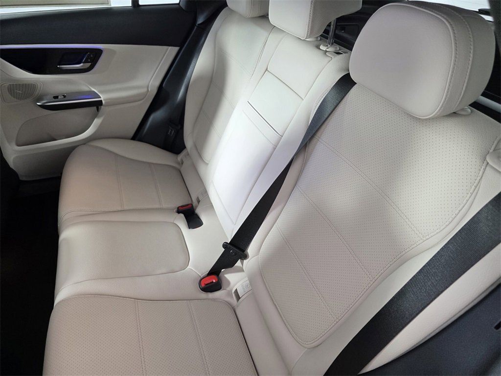 New 2026 Mercedes-Benz GLC 300 image 12