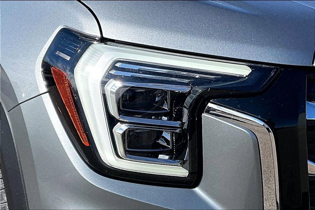 Used 2025 GMC Terrain Elevation AWD/4WD image 25