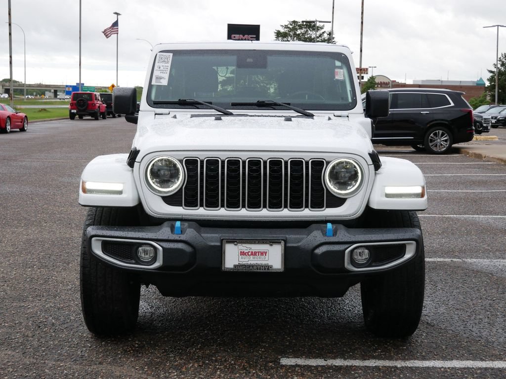 Used 2024 Jeep Wrangler Unlimited Sahara AWD/4WD image 4