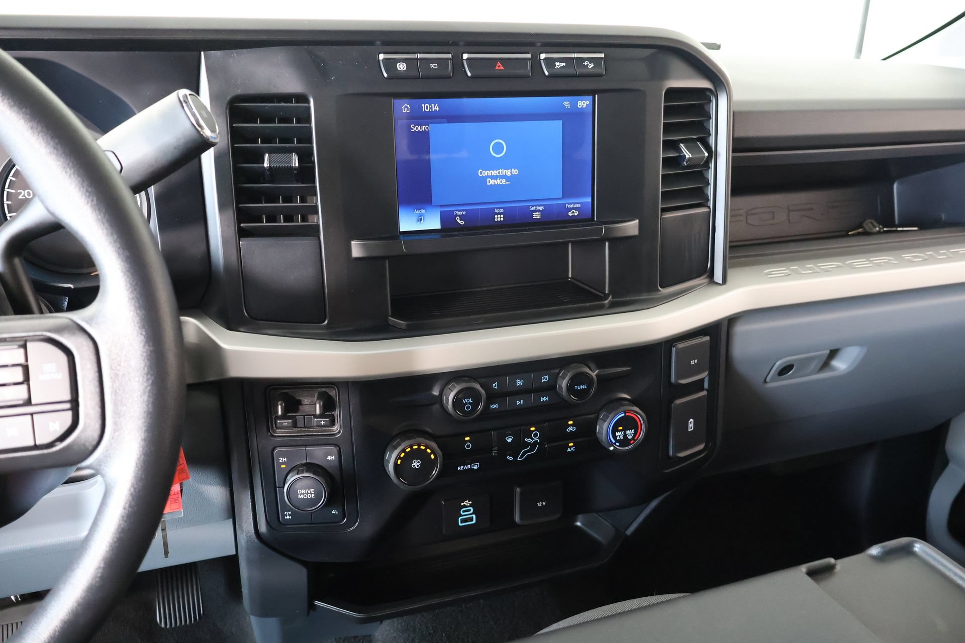 Used 2024 Ford F250 XL w/ STX Appearance Package AWD/4WD image 5