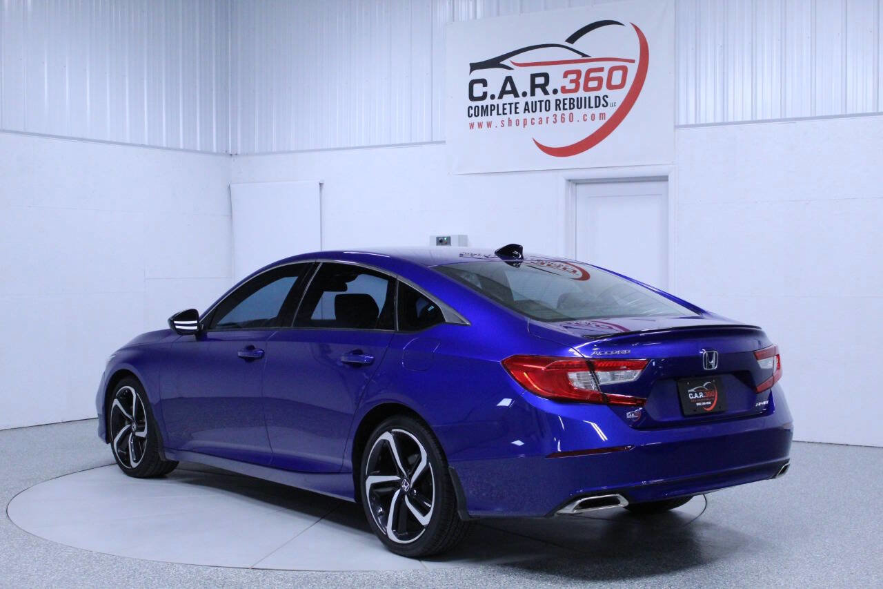 Used 2022 Honda Accord Sport image 4