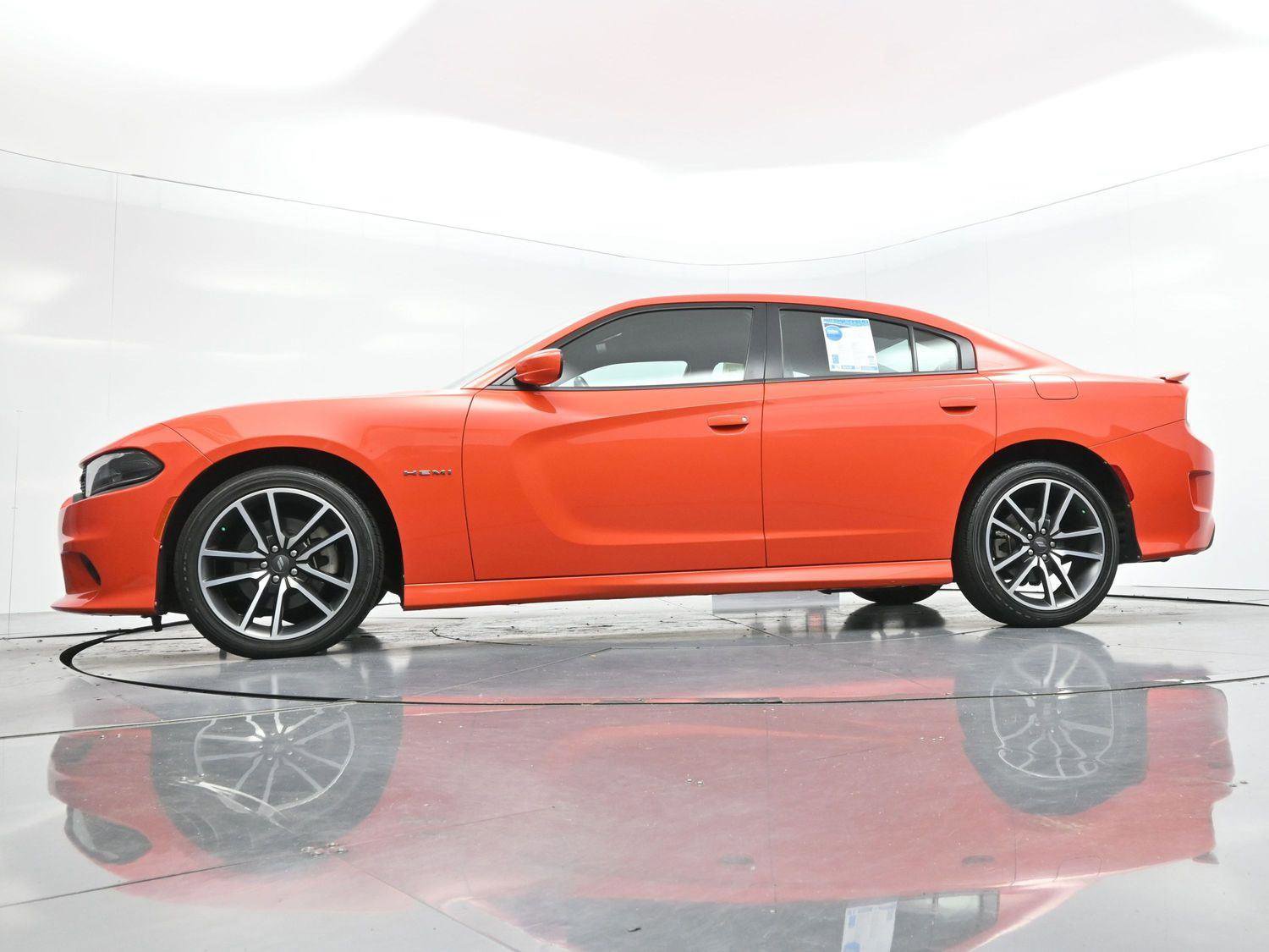 Used 2021 Dodge Charger R/T w/ Plus Group RWD image 40