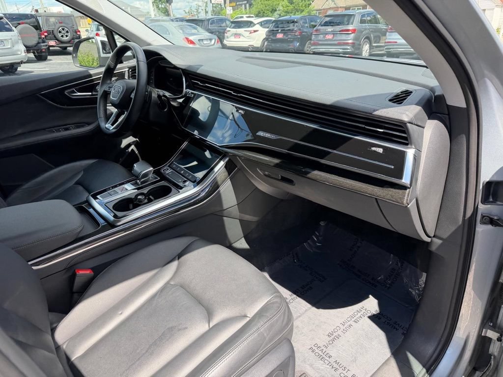 Used 2023 Audi Q7 3.0T Premium Plus w/ Premium Plus Package AWD/4WD image 28