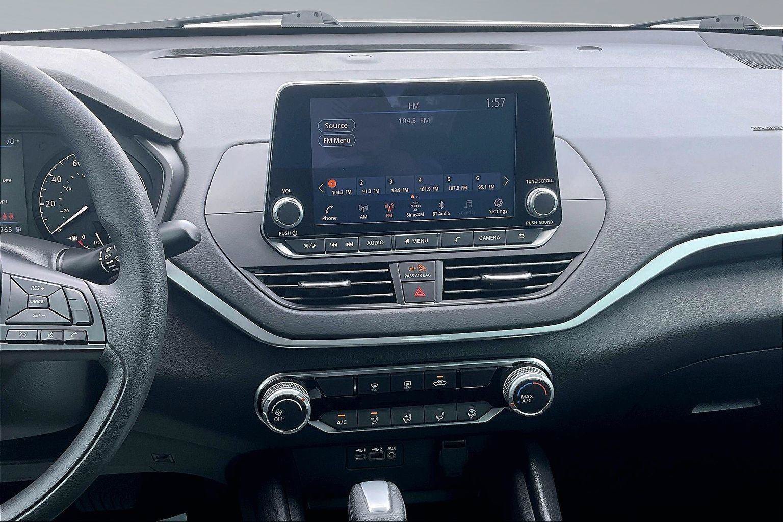 Certified 2025 Nissan Altima 2.5 S FWD image 7