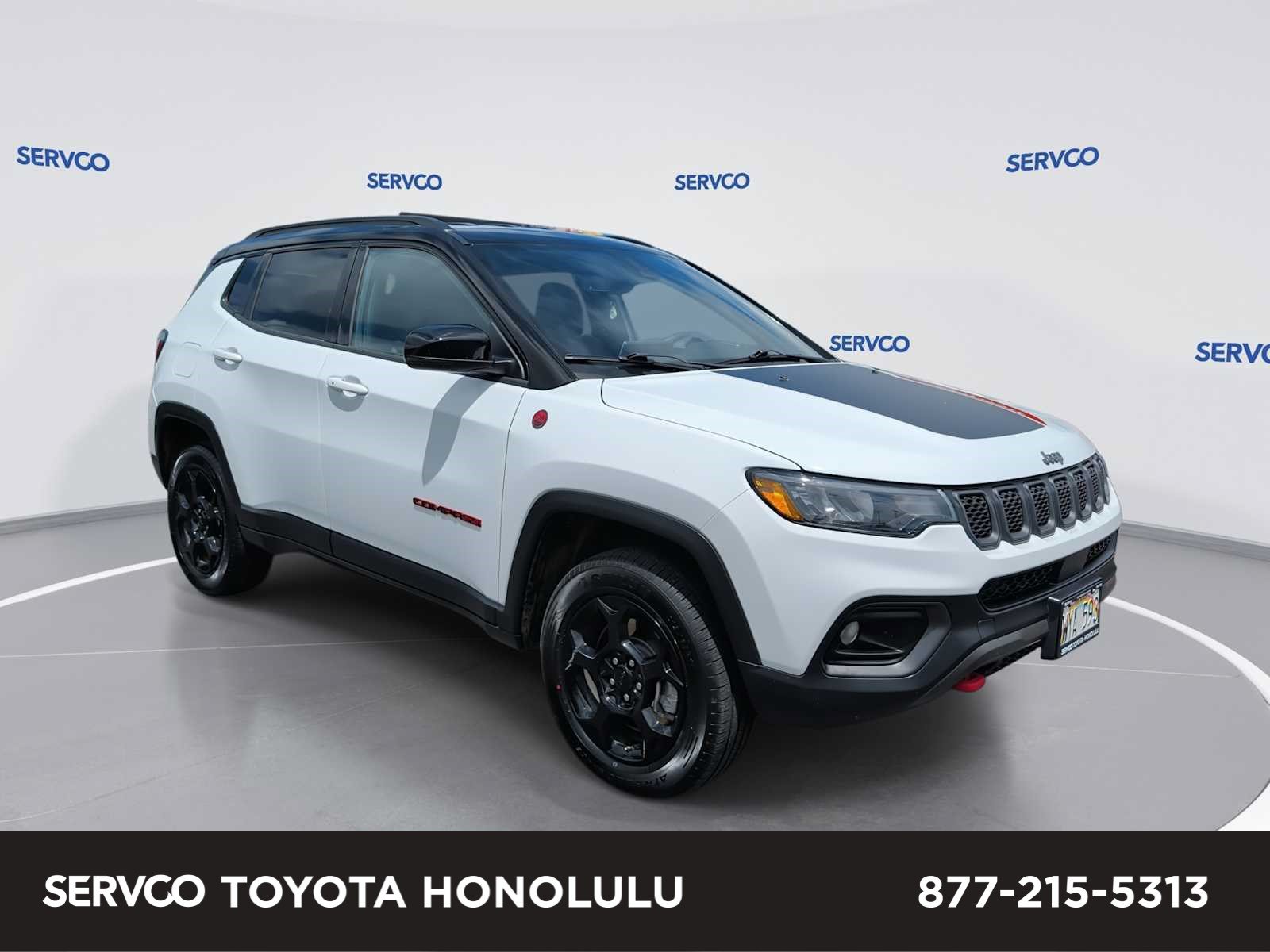 Used 2024 Jeep Compass Trailhawk AWD/4WD image 1
