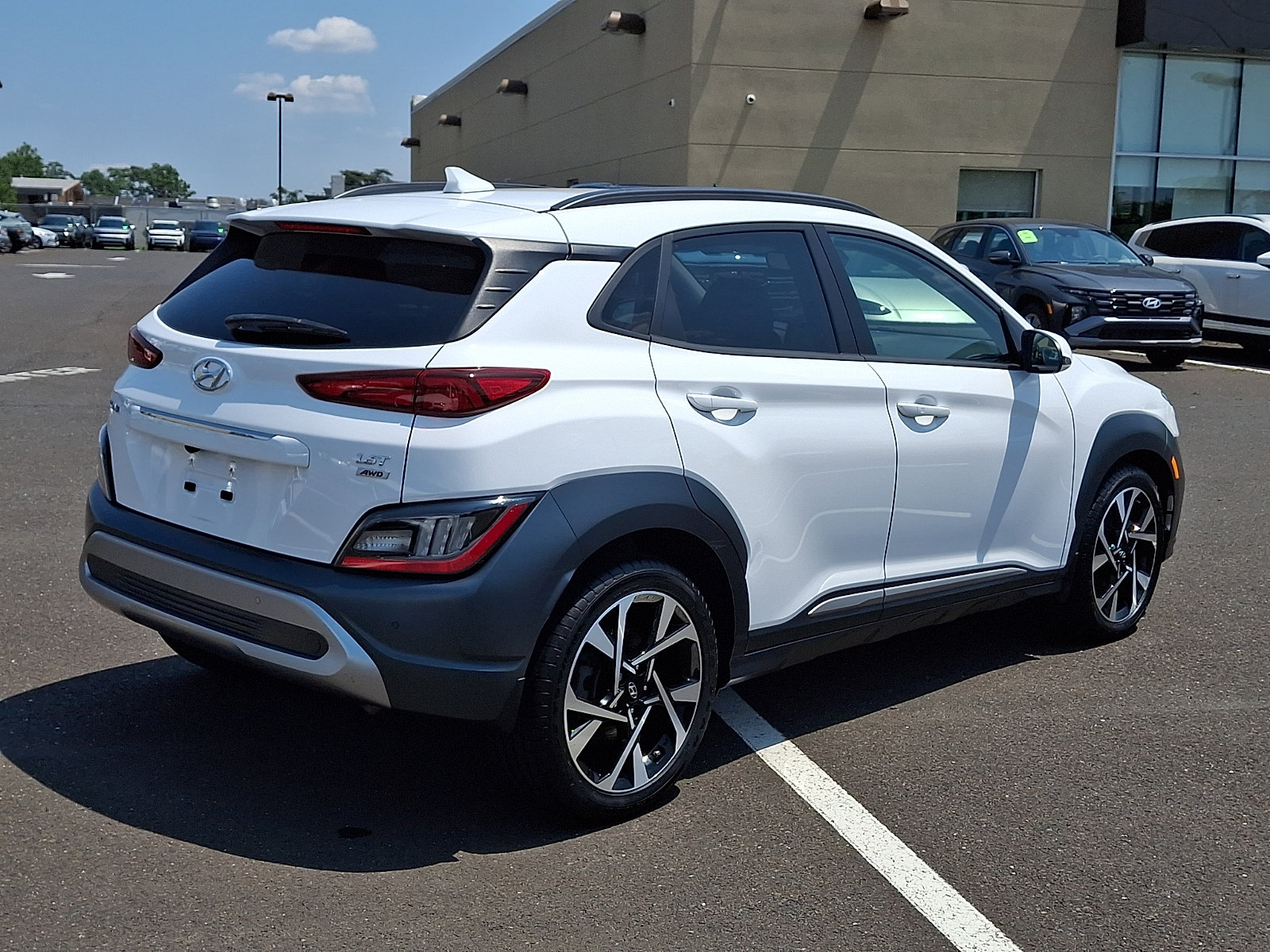 Certified 2023 Hyundai Kona Limited AWD/4WD image 6