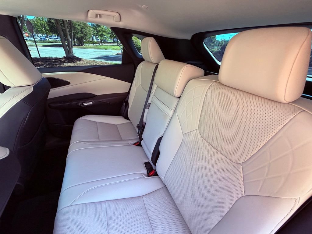 Used 2025 Lexus RX 350 Premium Plus w/ Convenience Package FWD image 18