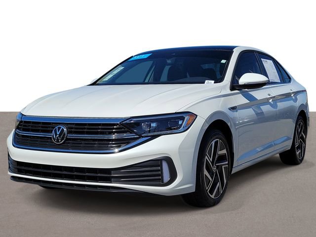 Certified 2023 Volkswagen Jetta SEL image 2