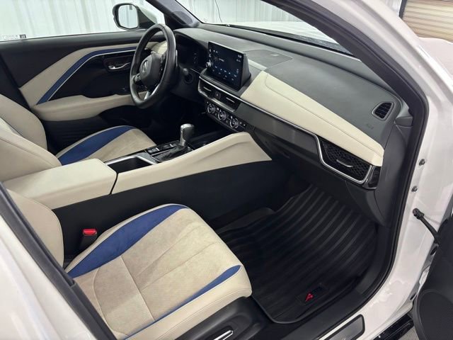 Certified 2025 Acura ADX A-Spec image 28