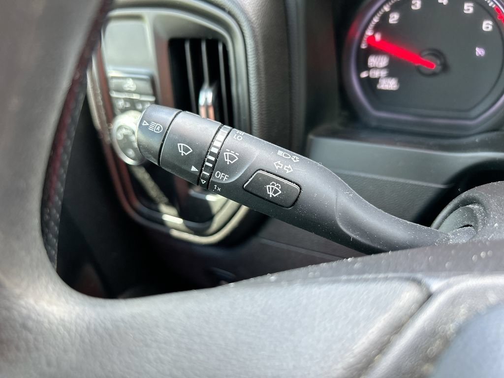 Used 2024 Chevrolet Silverado 1500 Custom RWD image 17