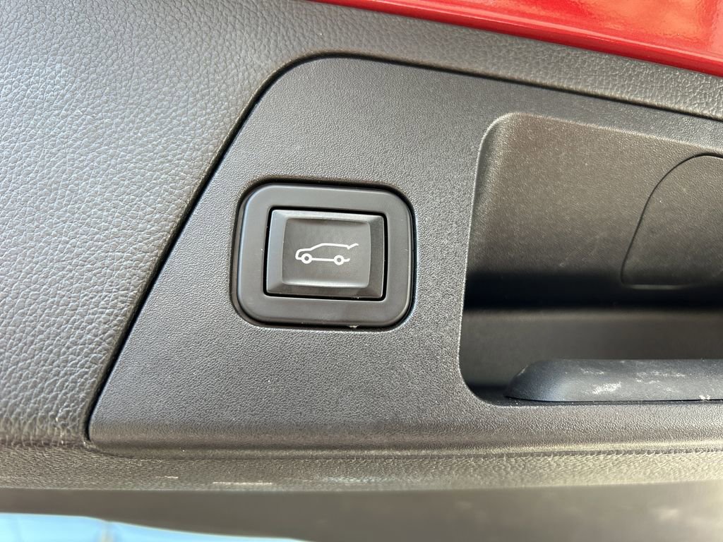 Used 2020 Buick Envision Essence image 12