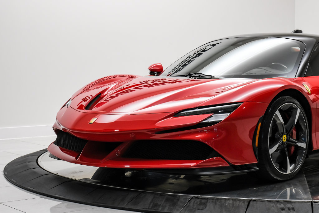 Used 2023 Ferrari SF90 Stradale AWD/4WD image 2