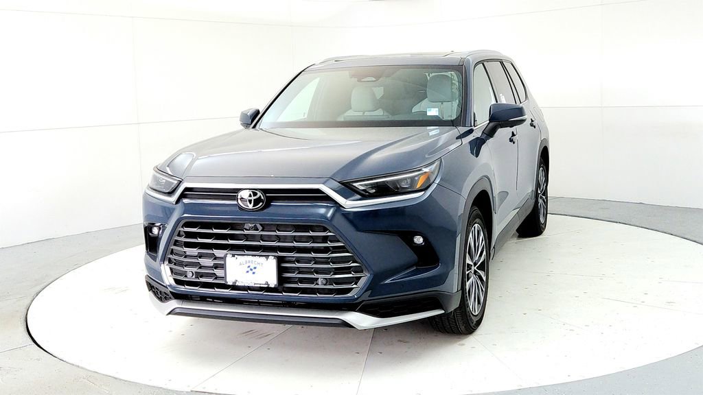 New 2026 Toyota Grand Highlander AWD Hybrid image 2