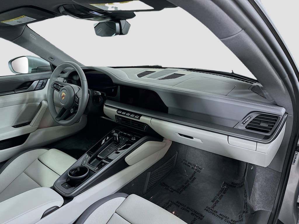 Certified 2025 Porsche 911 Carrera RWD image 28