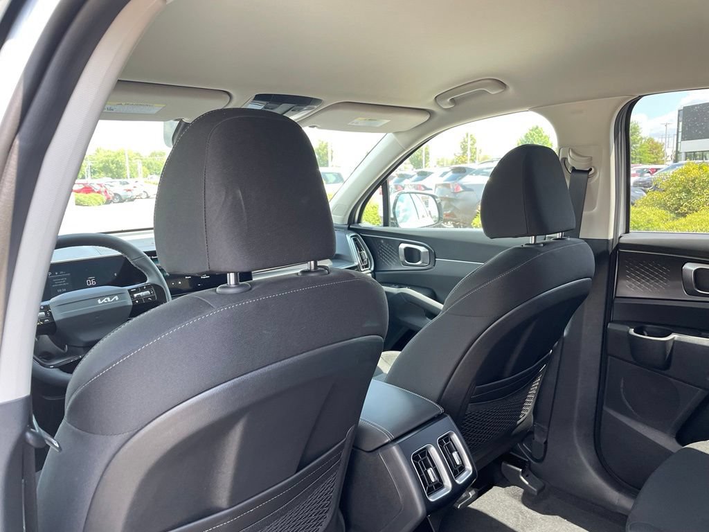 New 2026 Kia Sorento LX FWD image 27