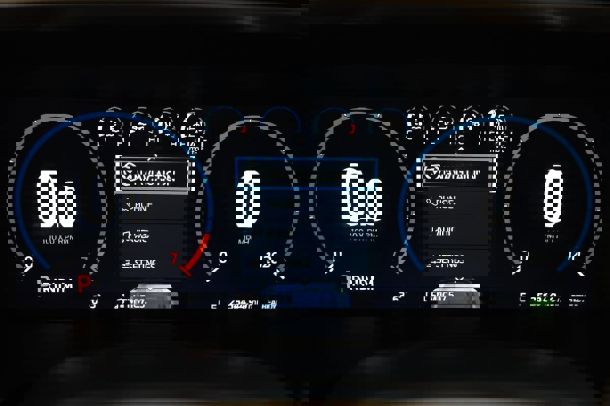 Used 2023 Ford F150 Limited image 23