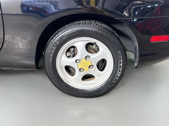 Used 1999 MAZDA MX-5 Miata RWD image 28
