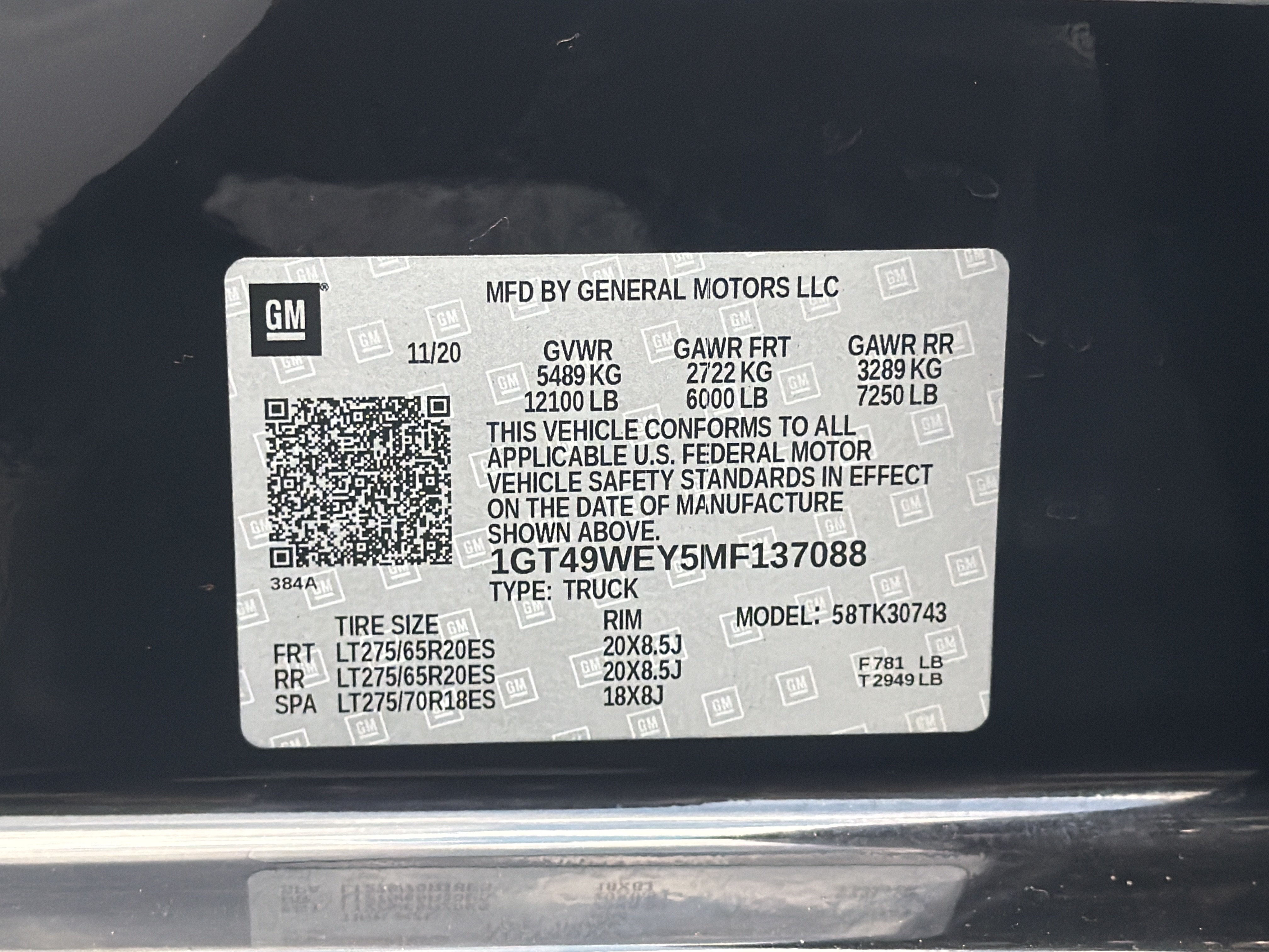 Used 2021 GMC Sierra 3500 Denali w/ Denali Black Diamond Edition AWD/4WD image 36