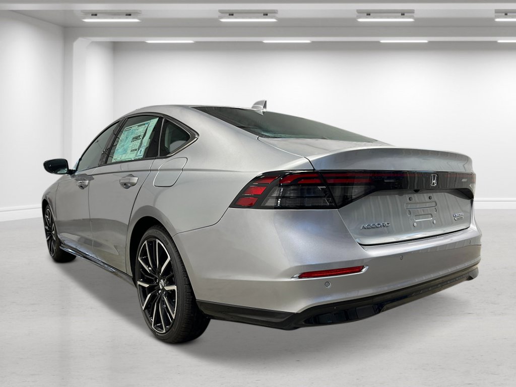 New 2025 Honda Accord Touring image 5