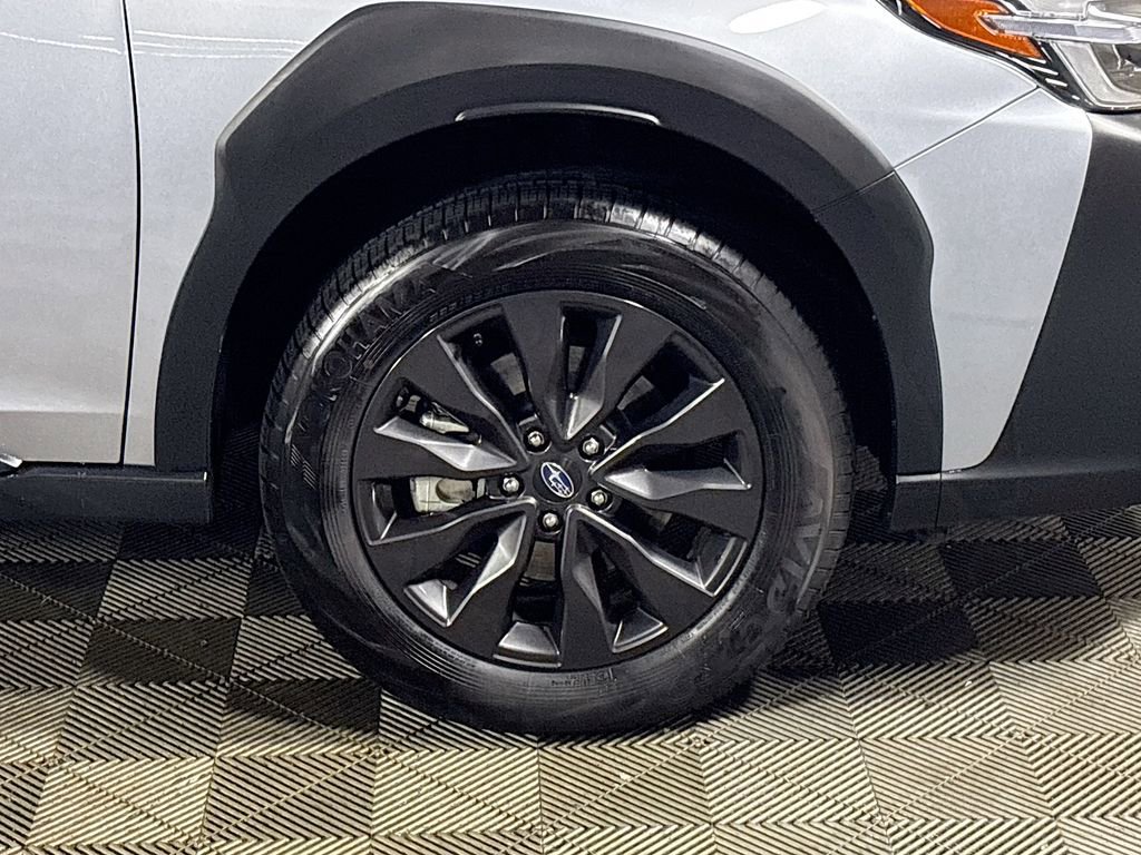 Certified 2025 Subaru Outback Onyx Edition AWD/4WD image 24