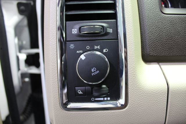 Used 2014 RAM 1500 Laramie w/ Convenience Group AWD/4WD image 11