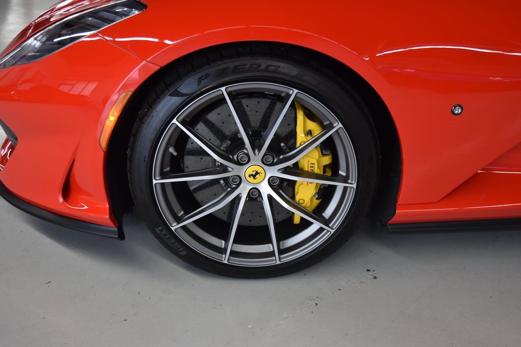 Used 2020 Ferrari 812 Superfast image 27