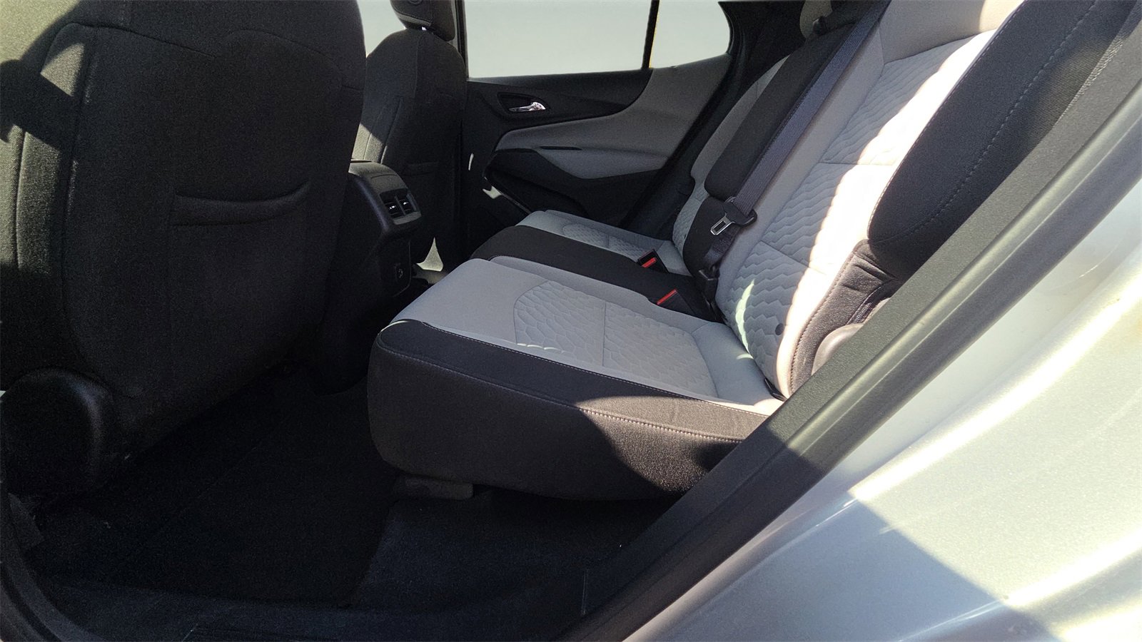 Used 2020 Chevrolet Equinox LT image 21