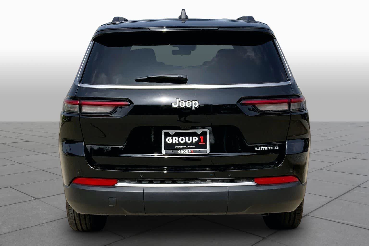 New 2026 Jeep Grand Cherokee L Limited AWD/4WD image 4